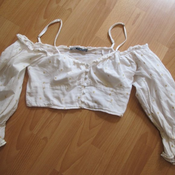 Zara Long Sleeved Cropped Top - Picture 1 of 4